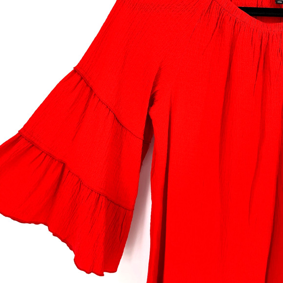 New Calessa Solid Red Flutter Tier SLeeve Elastic Neck Shirt Womens Size Large - Picture 2 of 5
